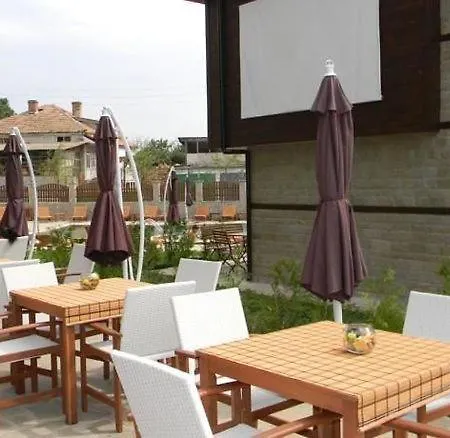 семеен звезда Ξενοδοχείο