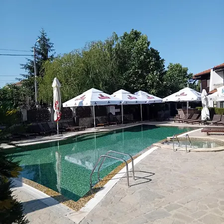 Ξενοδοχείο семеен звезда